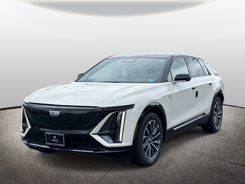 New 2027 Cadillac Lyriq Sport w/ LPO, Floor Liner Package AWD/4WD image 5