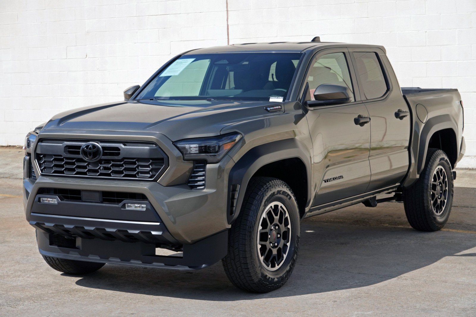 Used 2025 Toyota Tacoma TRD Off-Road AWD/4WD image 48