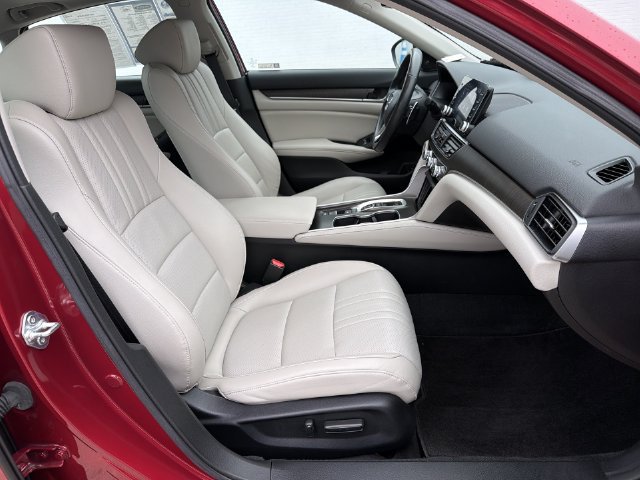 Used 2022 Honda Accord EX-L image 26