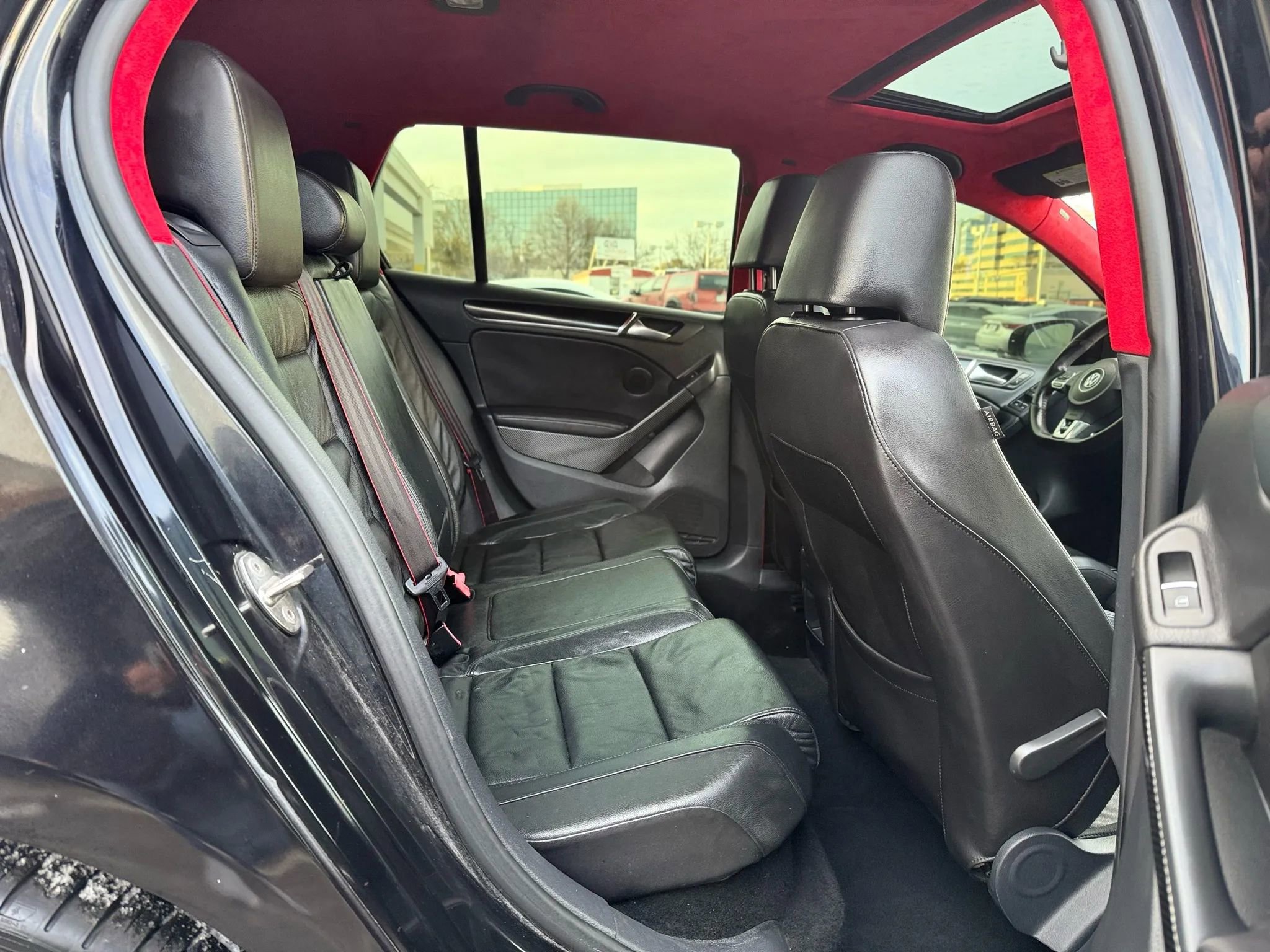 Used 2014 Volkswagen GTI Driver's Edition image 30