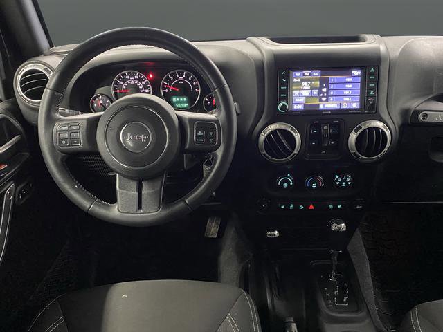 Used 2018 Jeep Wrangler Unlimited Rubicon w/ Cold Weather Group image 5