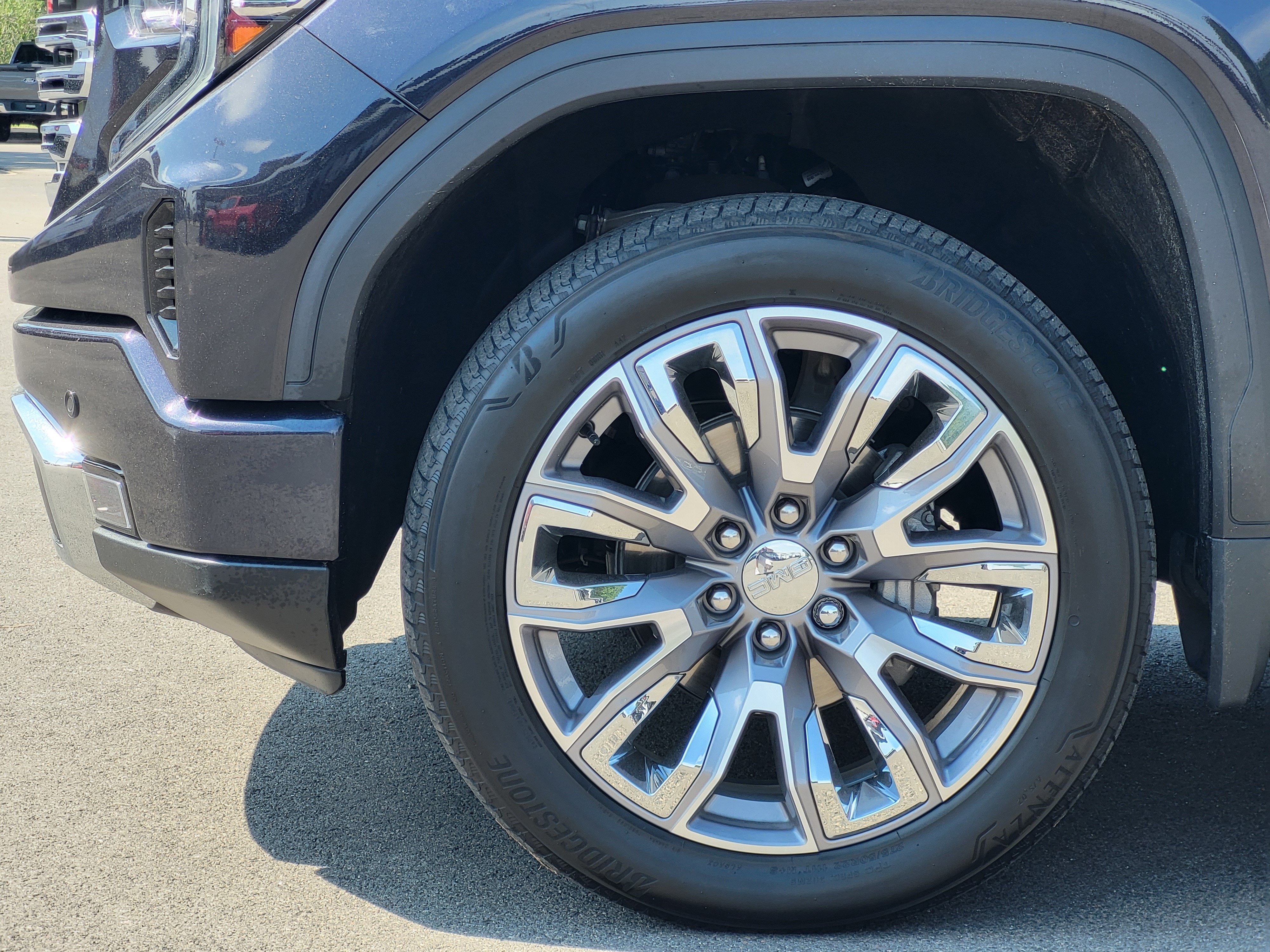 Certified 2023 GMC Sierra 1500 Denali w/ Denali Reserve Package AWD/4WD image 9