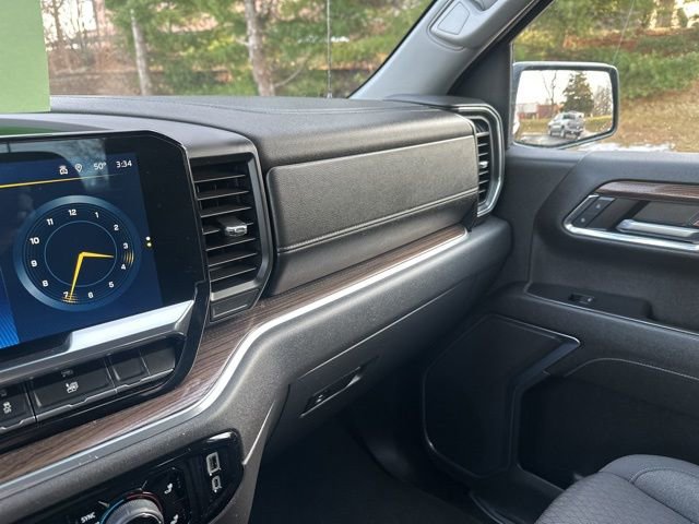 Used 2024 Chevrolet Silverado 1500 LT image 42