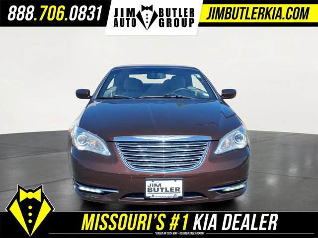 Used 2013 Chrysler 200 Touring FWD image 22