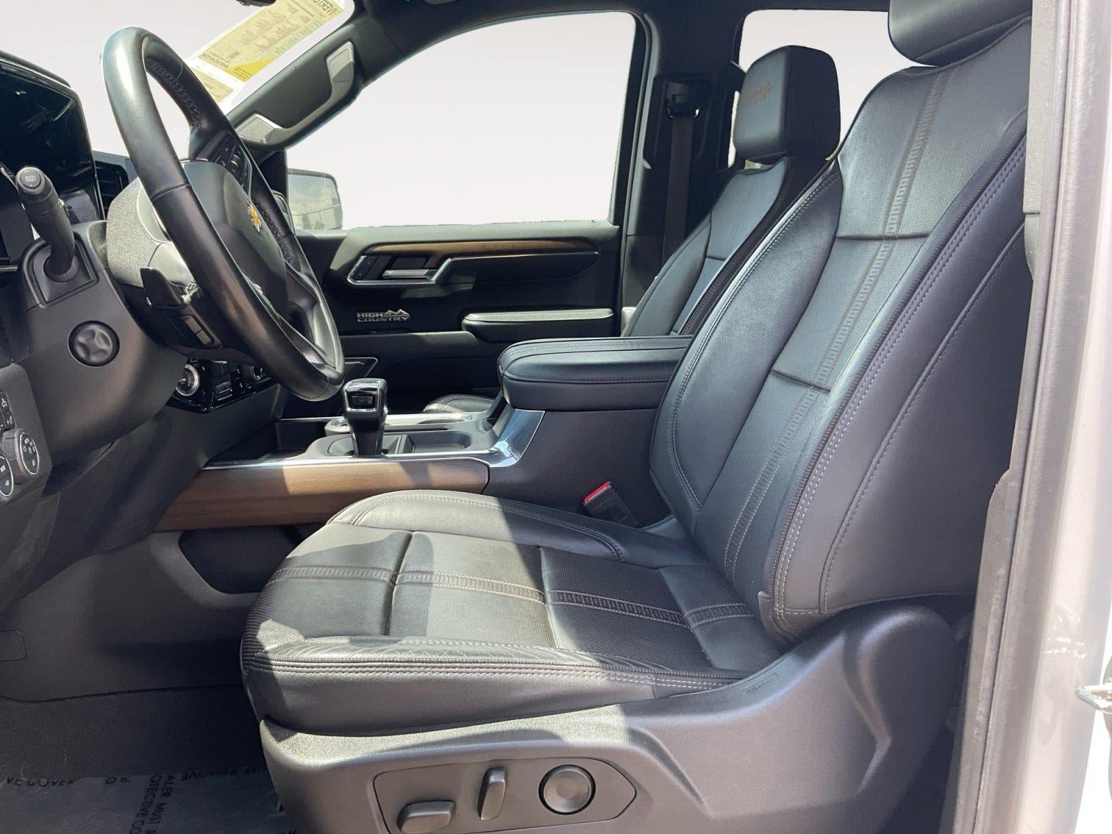Certified 2024 Chevrolet Silverado 1500 High Country w/ High Country Premium Package AWD/4WD image 9