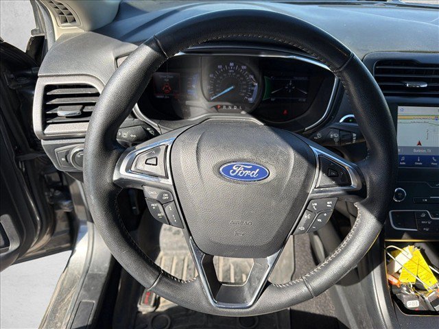 Used 2020 Ford Fusion SE w/ Equipment Group 151A FWD image 14