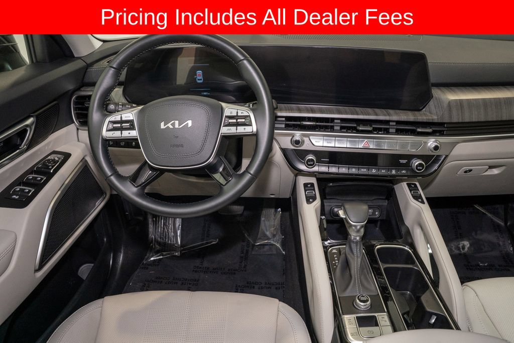 Certified 2025 Kia Telluride EX FWD image 7
