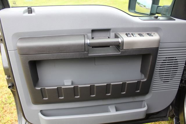 Used 2016 Ford F250 XLT w/ XLT Value Package image 18