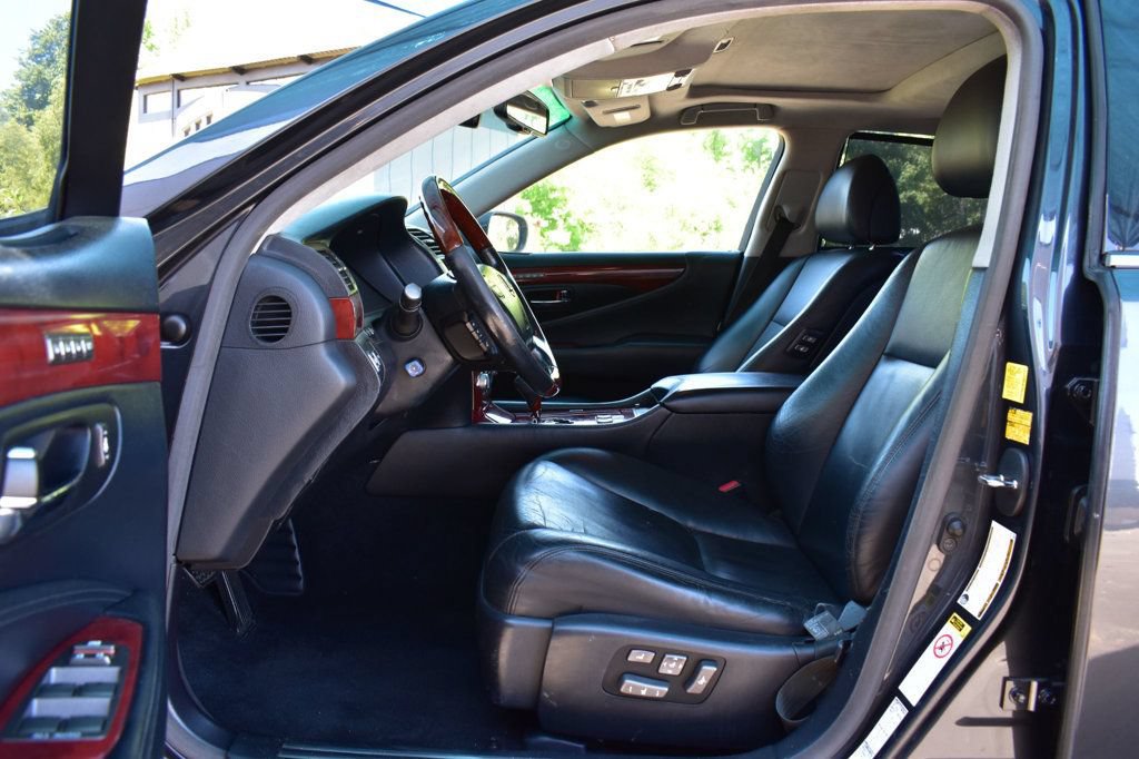 Used 2011 Lexus LS 460 L w/ Rear Seat Upgrade Pkg AWD/4WD image 11