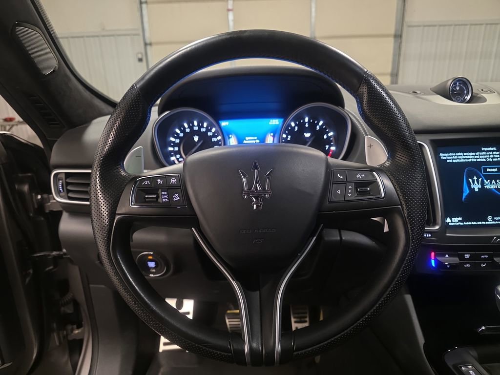 Used 2019 Maserati Levante GTS AWD/4WD image 18