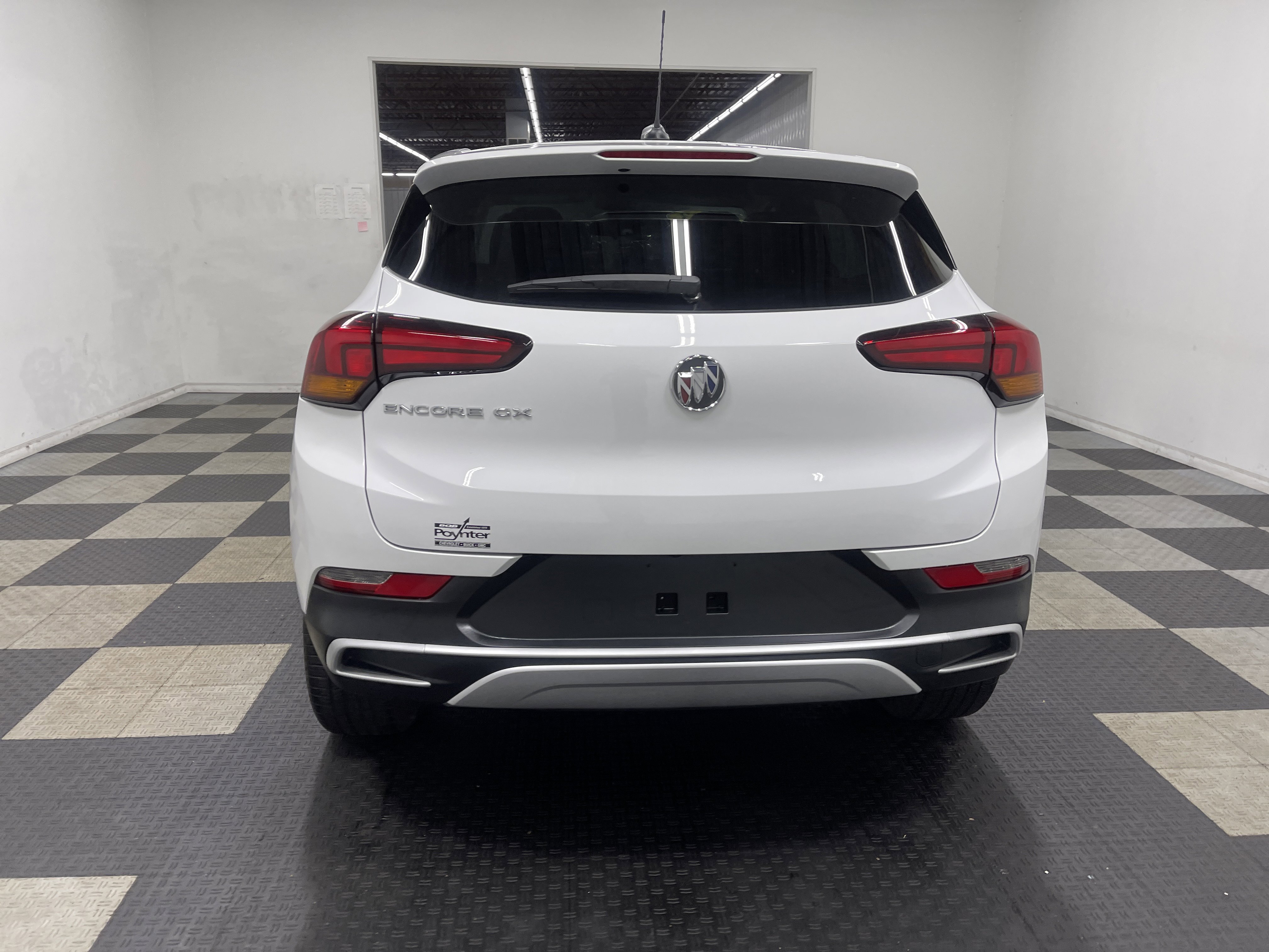 Used 2023 Buick Encore GX Preferred w/ Cold Weather Comfort Package FWD image 3