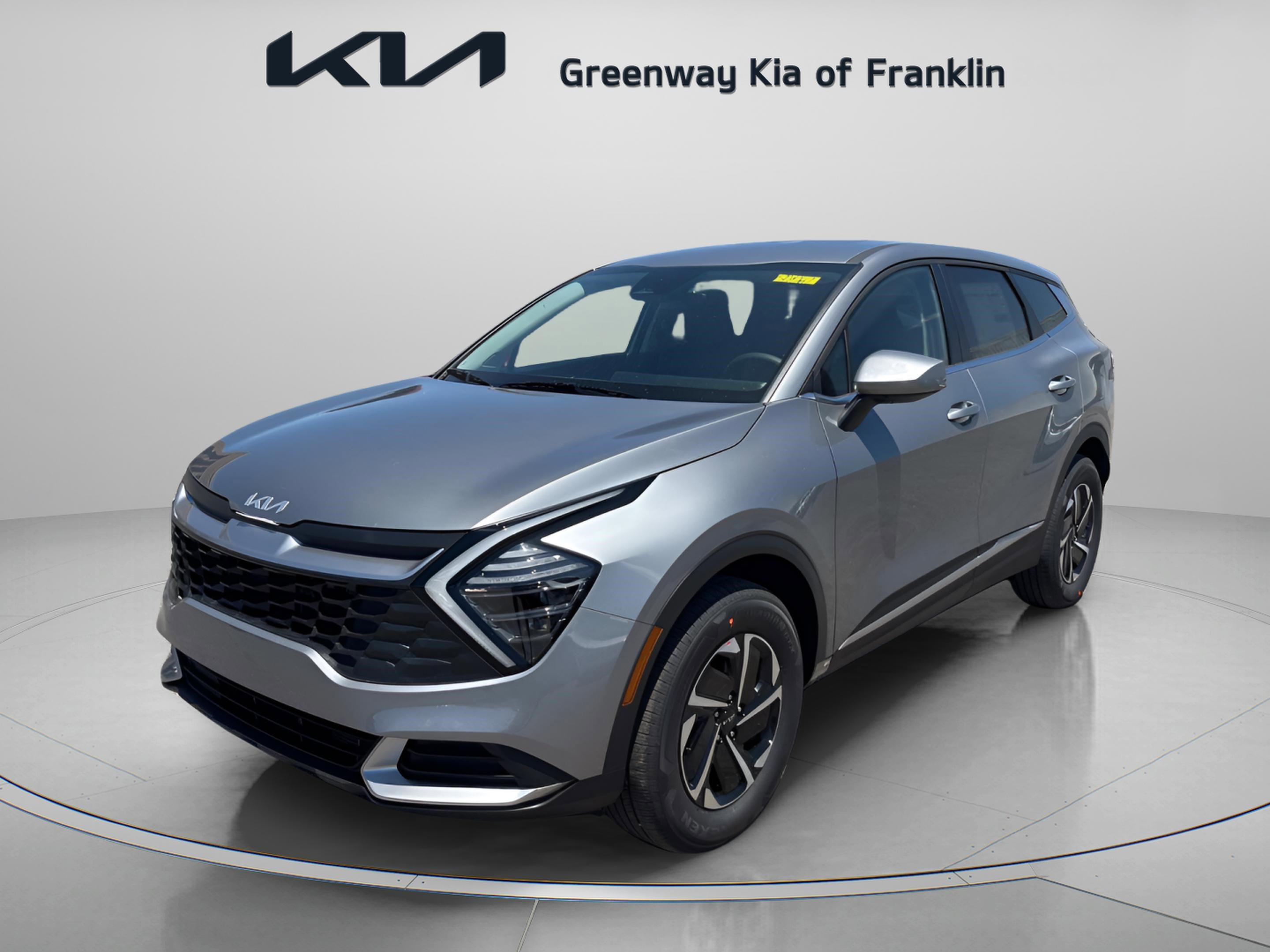 New 2025 Kia Sportage LX image 3