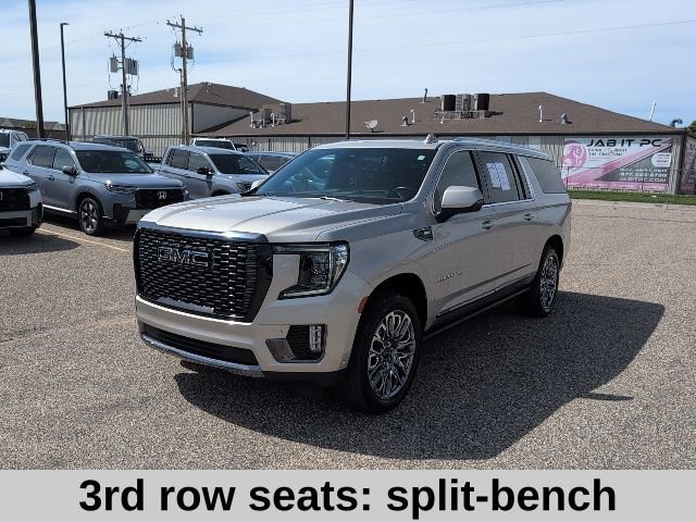 Used 2023 GMC Yukon XL Denali Ultimate AWD/4WD image 17