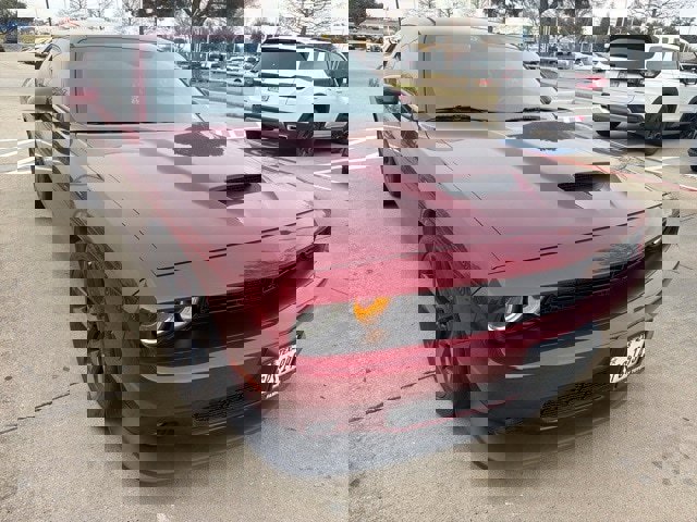 Used 2021 Dodge Challenger R/T w/ Blacktop Package image 2