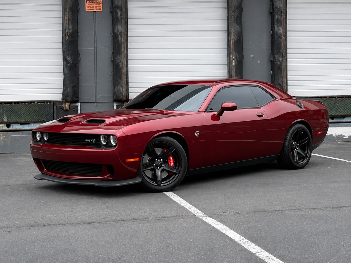 Used 2022 Dodge Challenger SRT Hellcat RWD image 8