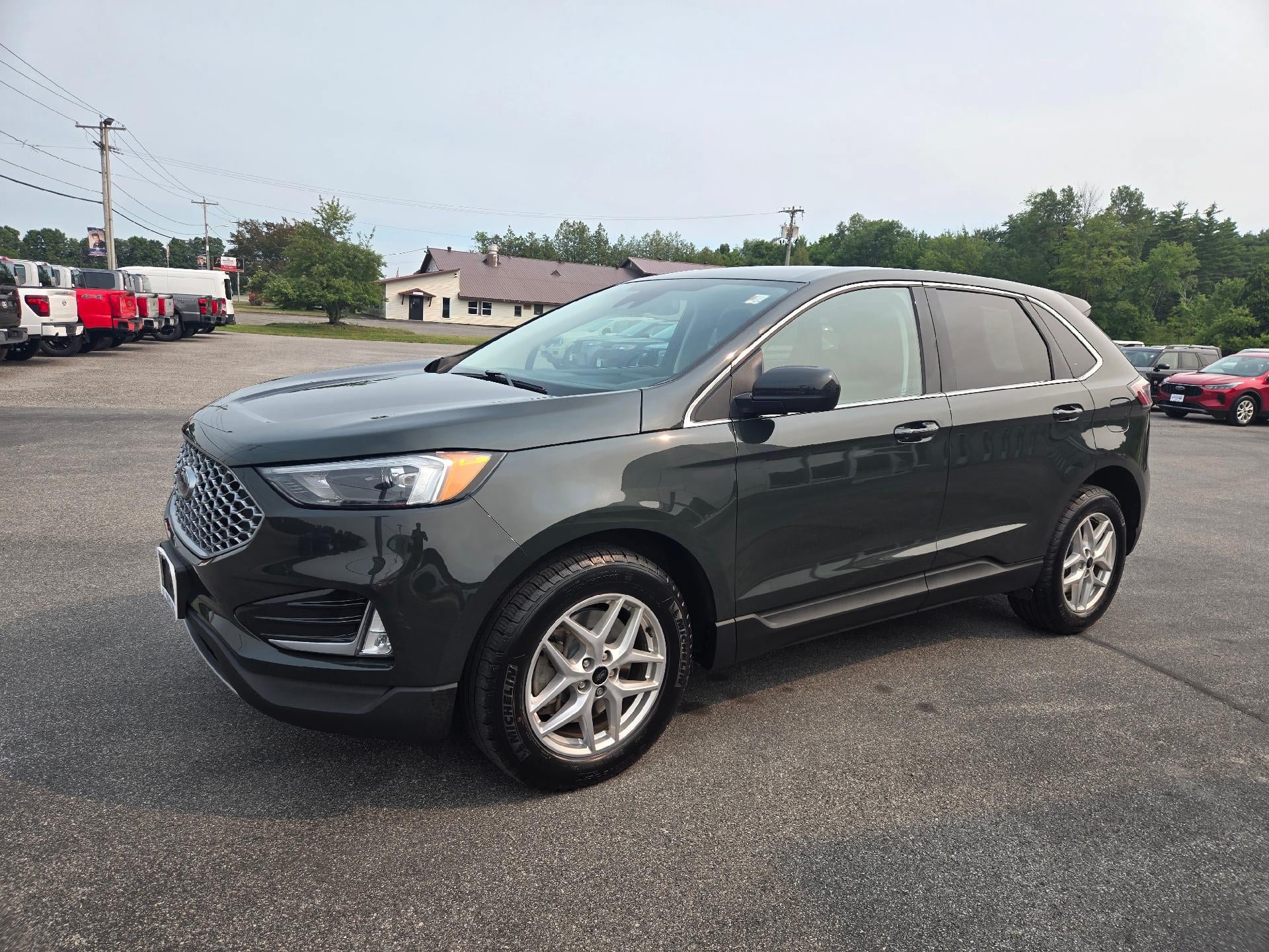 Used 2023 Ford Edge SEL w/ Convenience Package AWD/4WD image 4