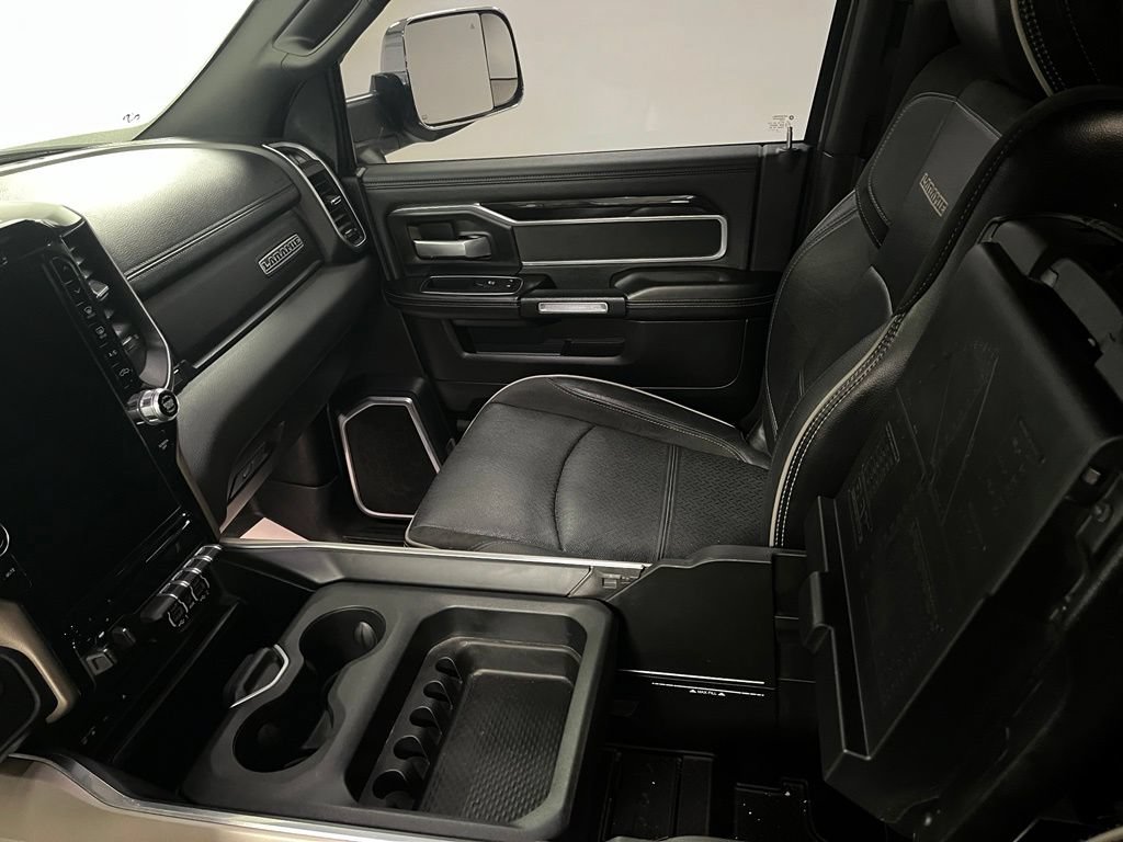 Used 2019 RAM 2500 Laramie AWD/4WD image 40