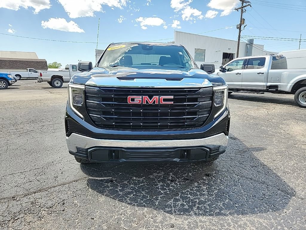 Used 2022 GMC Sierra 1500 Pro w/ Pro Value Package AWD/4WD image 3