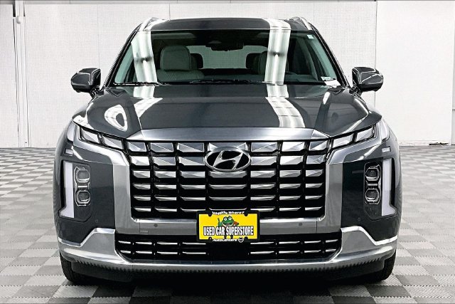 Used 2023 Hyundai Palisade Calligraphy w/ Cargo Package FWD image 4