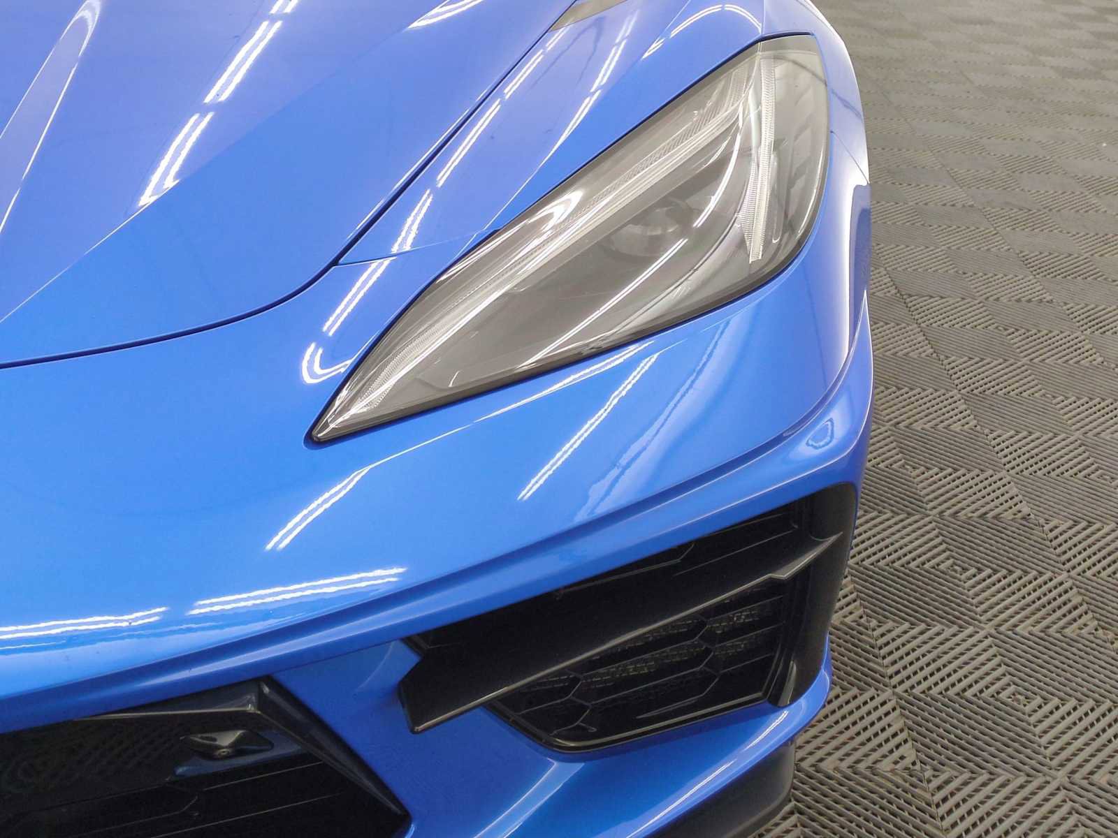Used 2024 Chevrolet Corvette Stingray Premium Cpe w/ Z51 Performance Package image 10