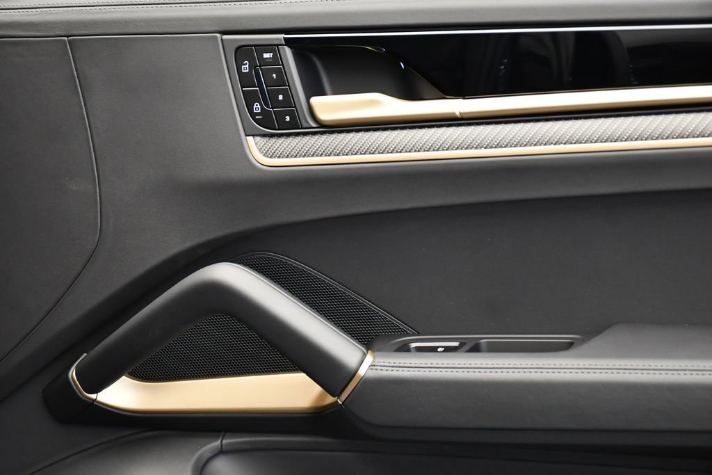 New 2026 Porsche Cayenne Turbo GT AWD/4WD image 48