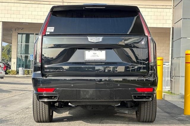 Certified 2022 Cadillac Escalade Sport w/ LPO, ONYX Package image 12