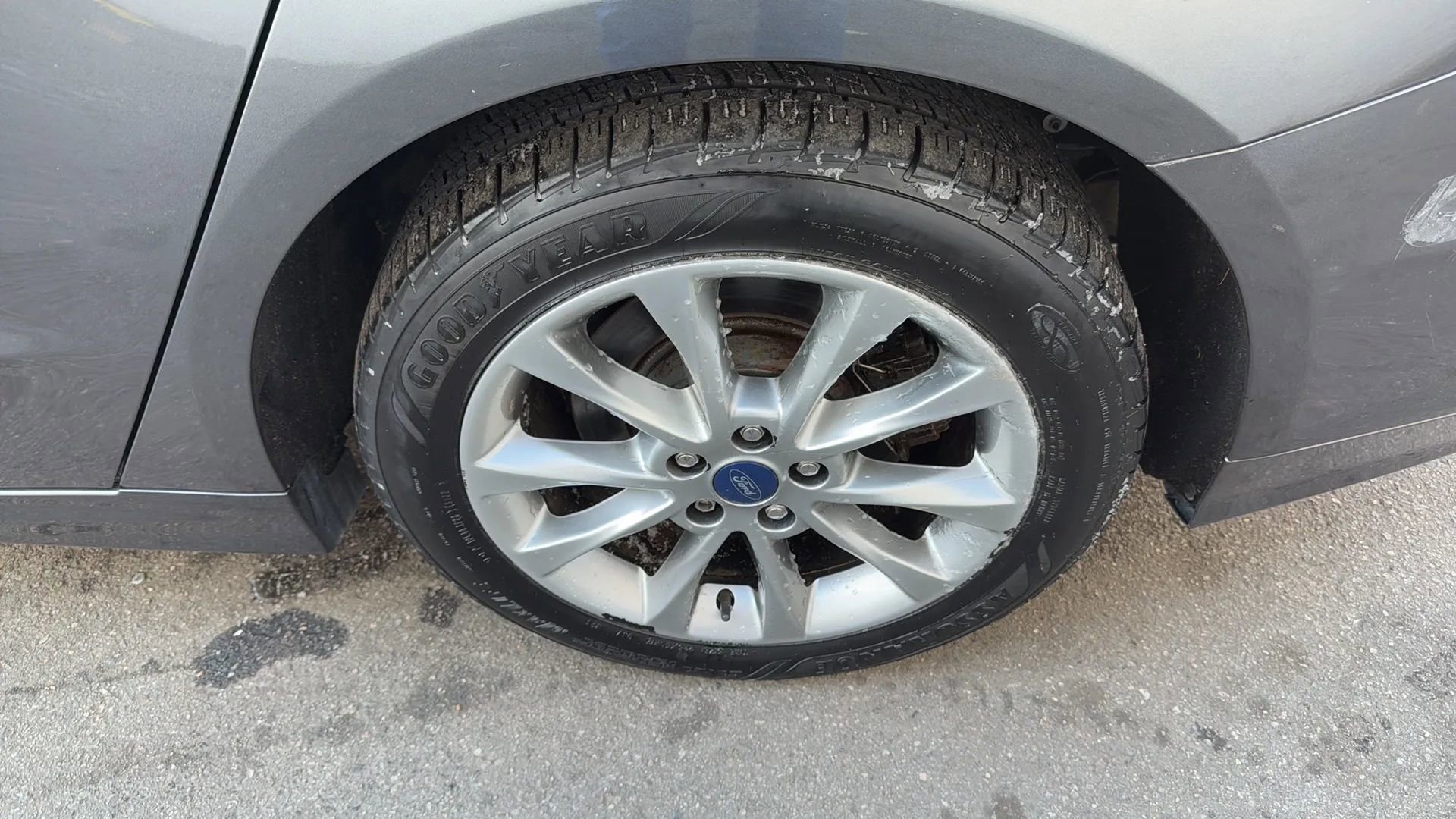 Used 2018 Ford Fusion Energi SE image 9