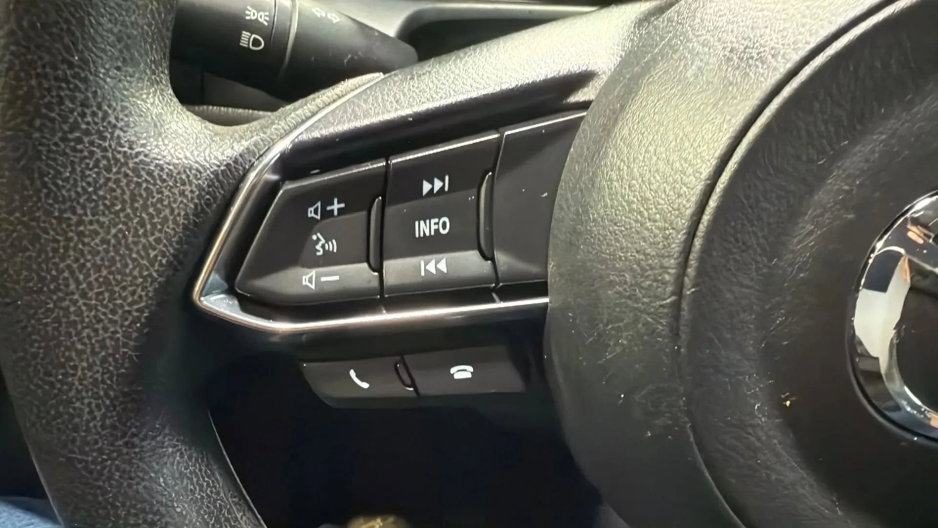 Used 2017 MAZDA MAZDA3 Sport w/ Preferred Equipment Package image 12