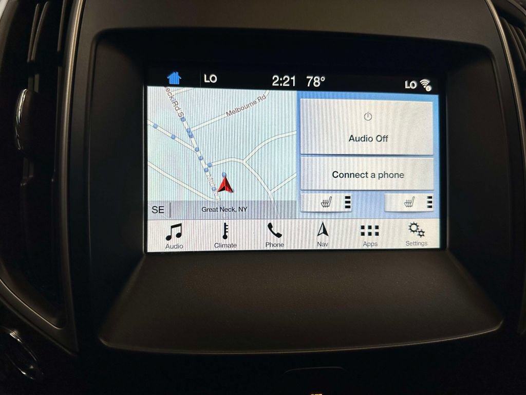 Used 2018 Ford Edge SEL w/ Equipment Group 201A AWD/4WD image 2
