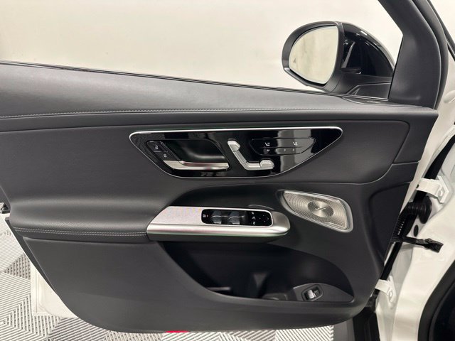 Used 2026 Mercedes-Benz GLC 300 4MATIC image 15