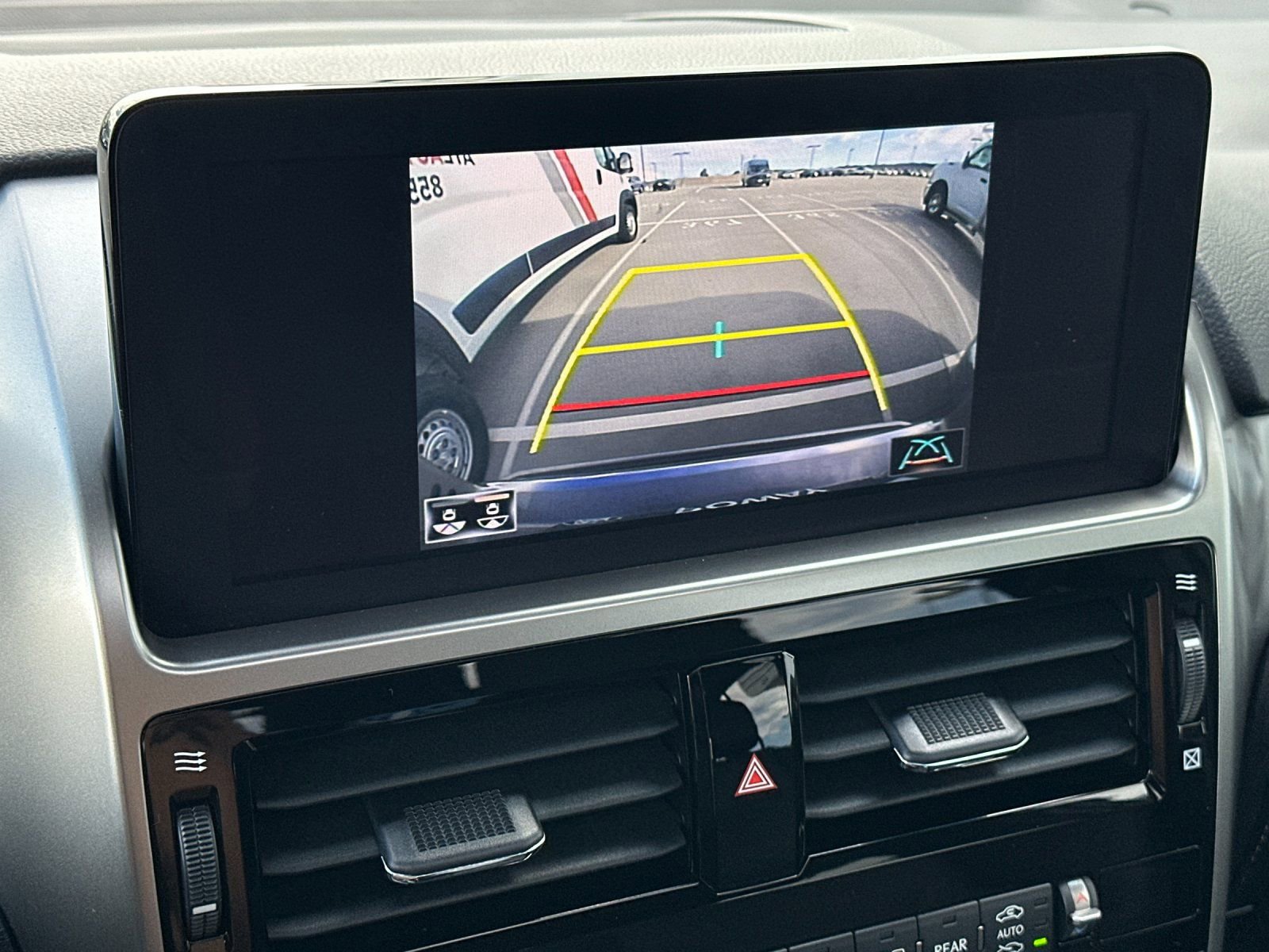 Used 2023 Lexus GX 460 Premium w/ Premium Package image 22