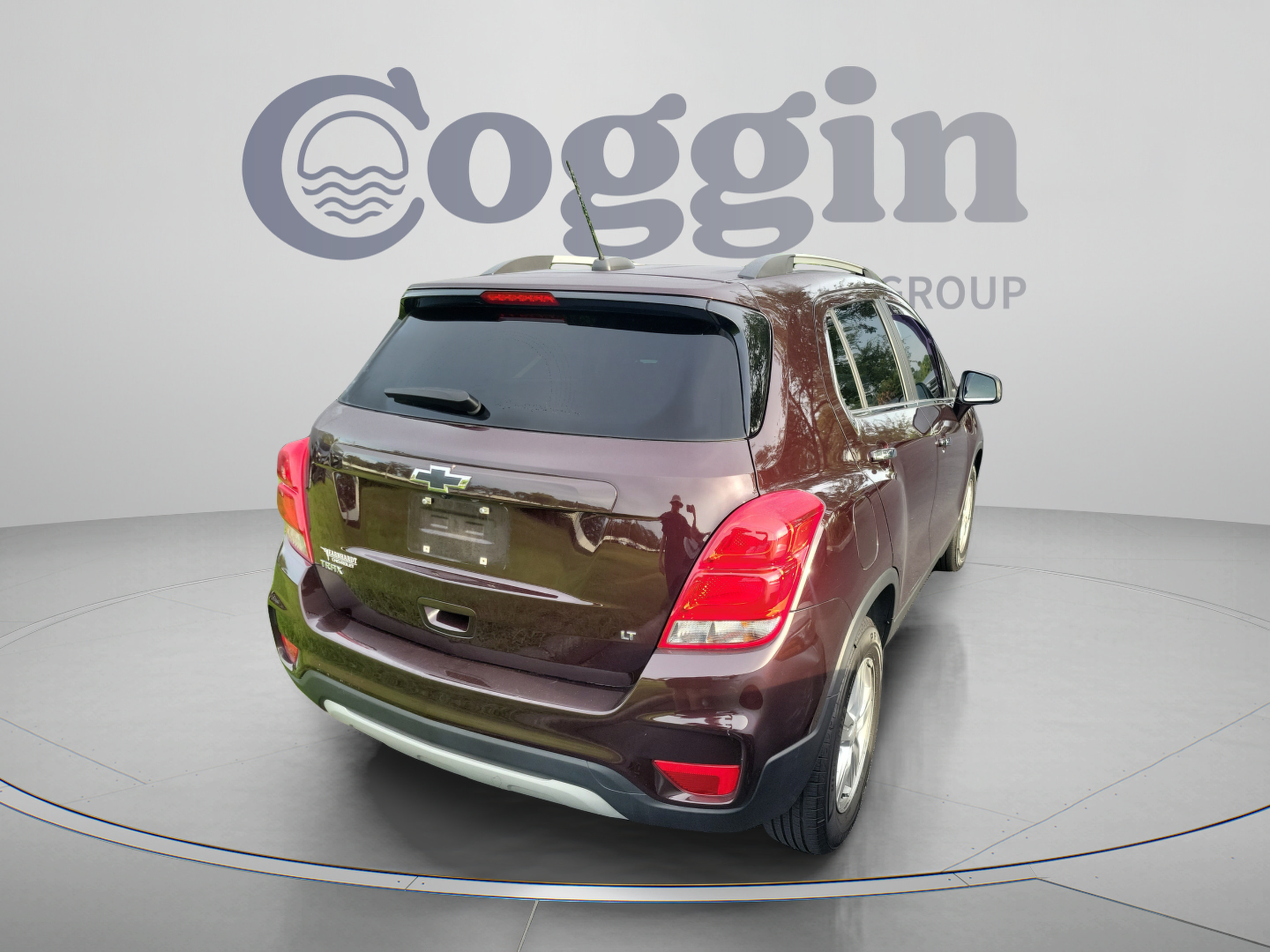 Used 2020 Chevrolet Trax LT w/ LT Convenience Package FWD image 4
