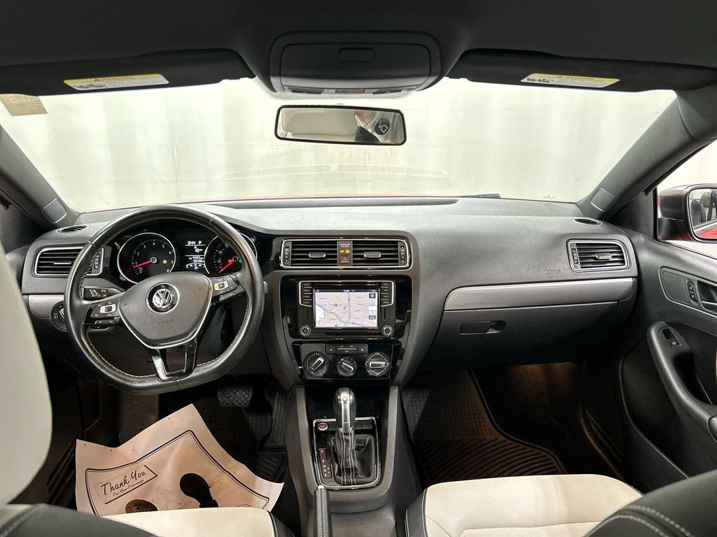 Used 2016 Volkswagen Jetta Sport FWD image 19