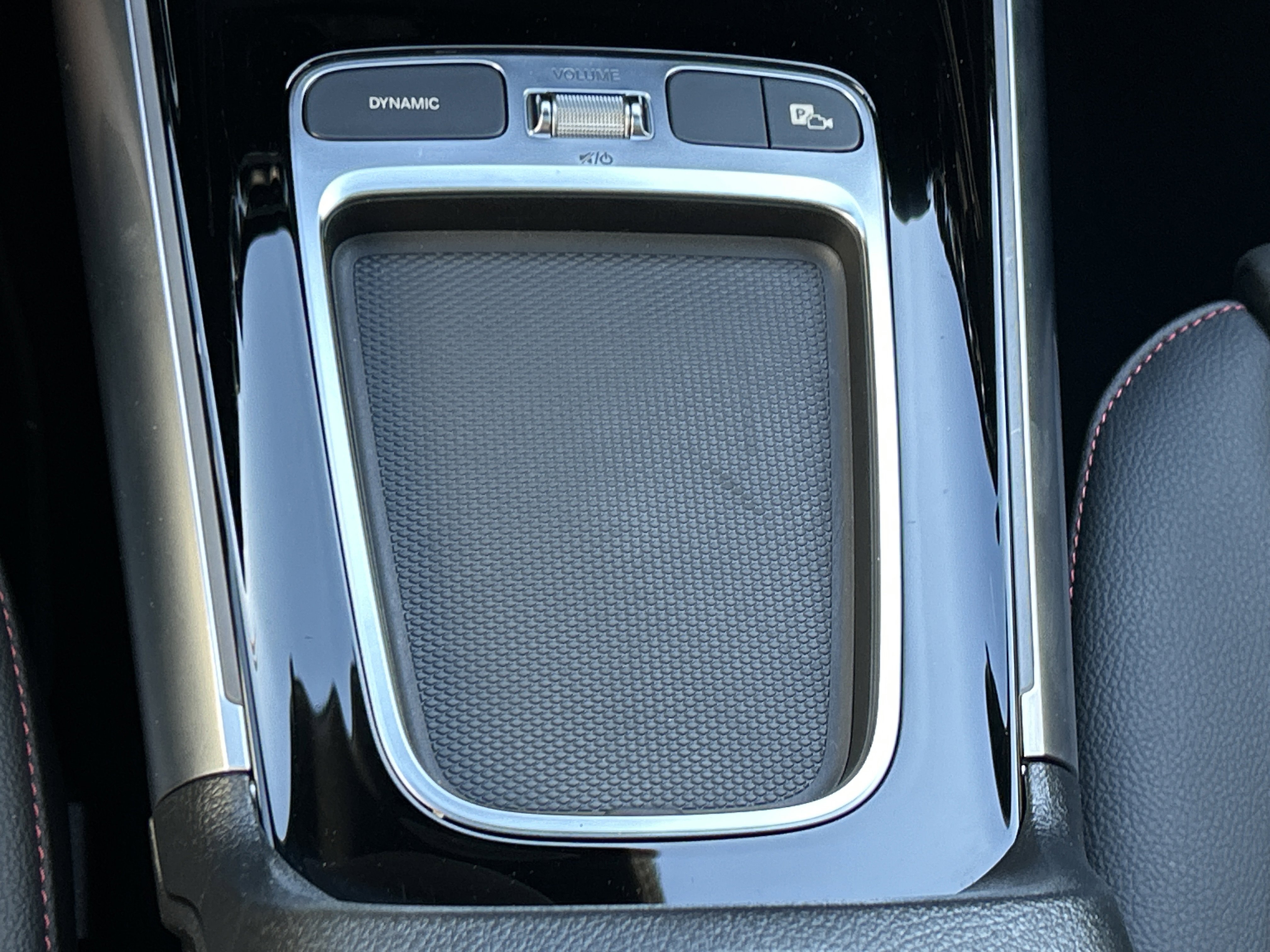 Certified 2025 Mercedes-Benz GLA 250 image 40
