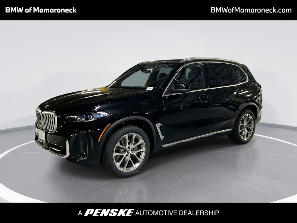 New 2026 BMW X5 xDrive40i w/ Parking Assistance Package