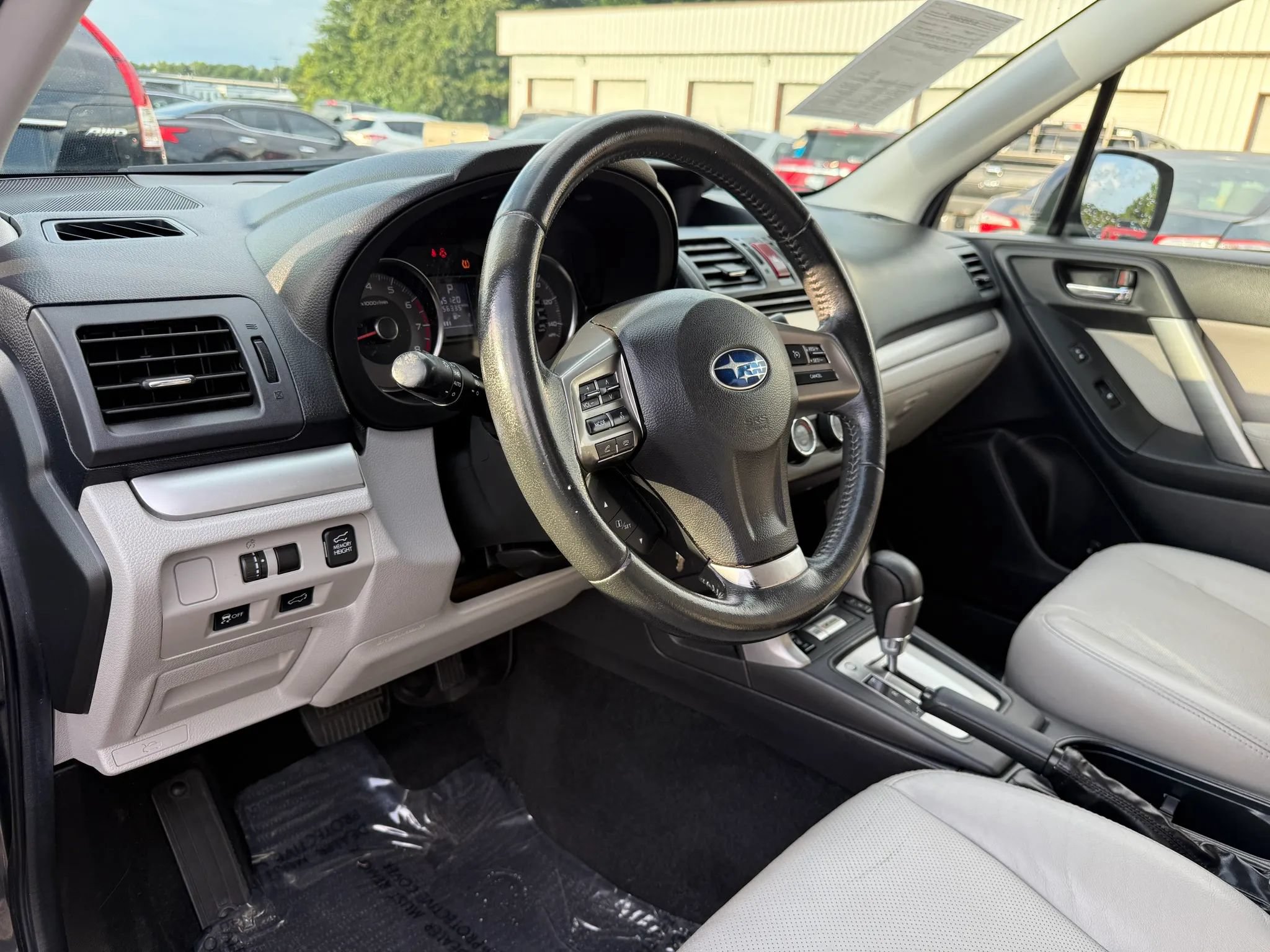 Used 2014 Subaru Forester 2.5i Limited AWD/4WD image 17
