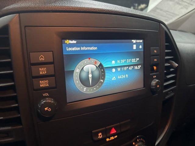 Used 2023 Mercedes-Benz Metris image 22