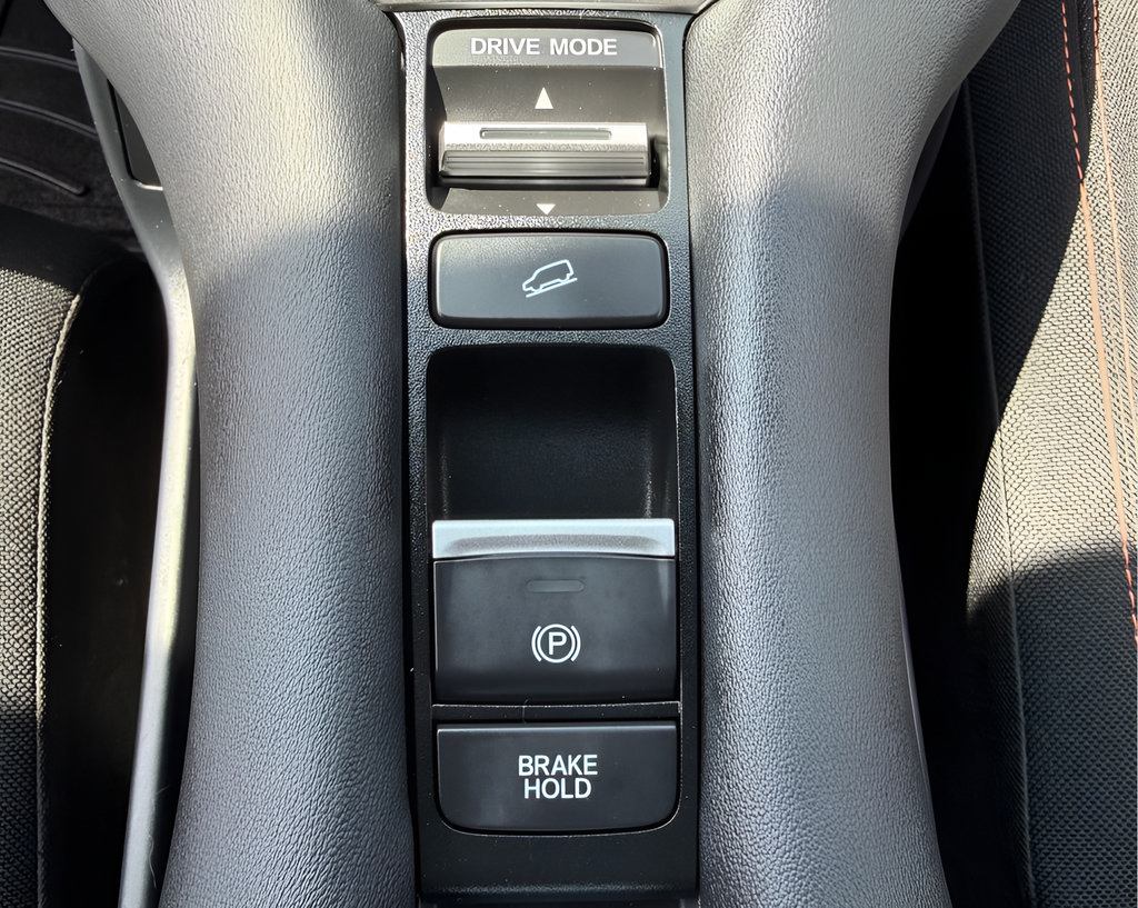 Used 2024 Honda HR-V Sport image 50