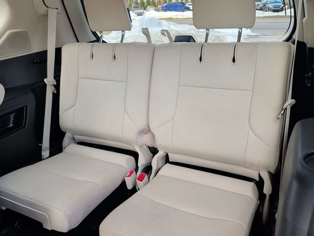 Used 2022 Lexus GX 460 Premium image 16