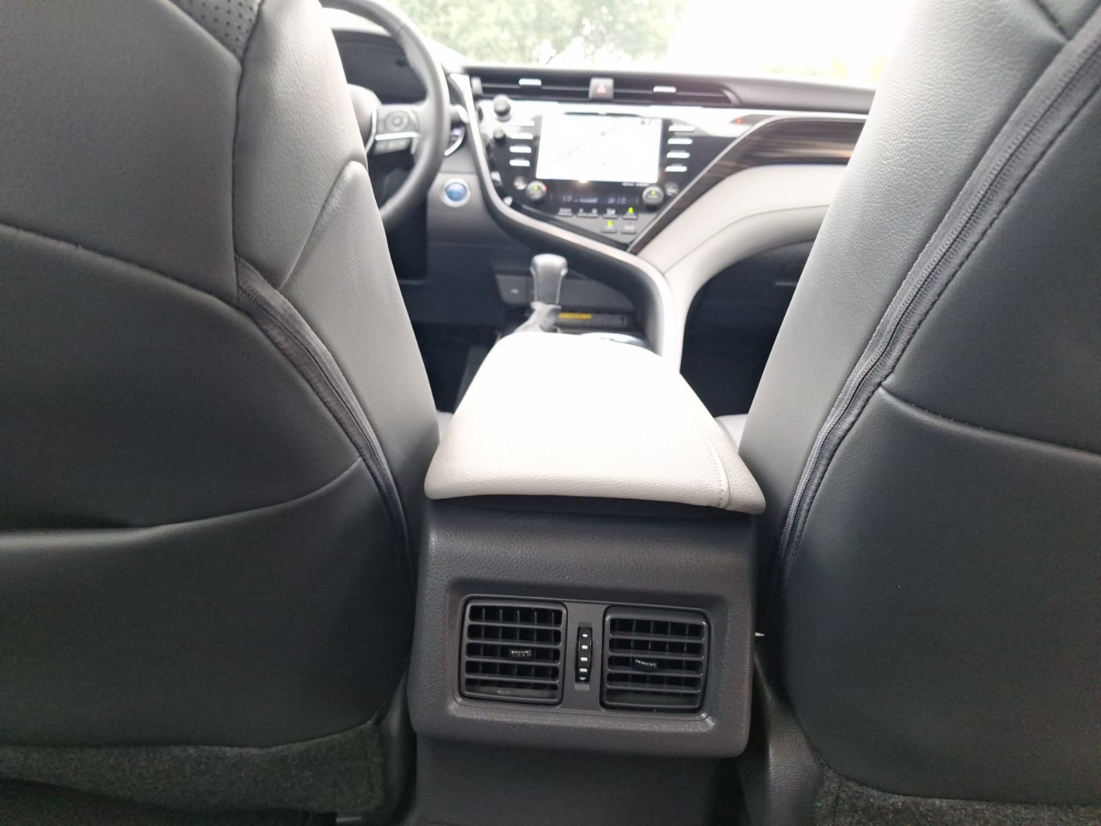Used 2020 Toyota Camry XLE w/ Driver Assist Package FWD image 33