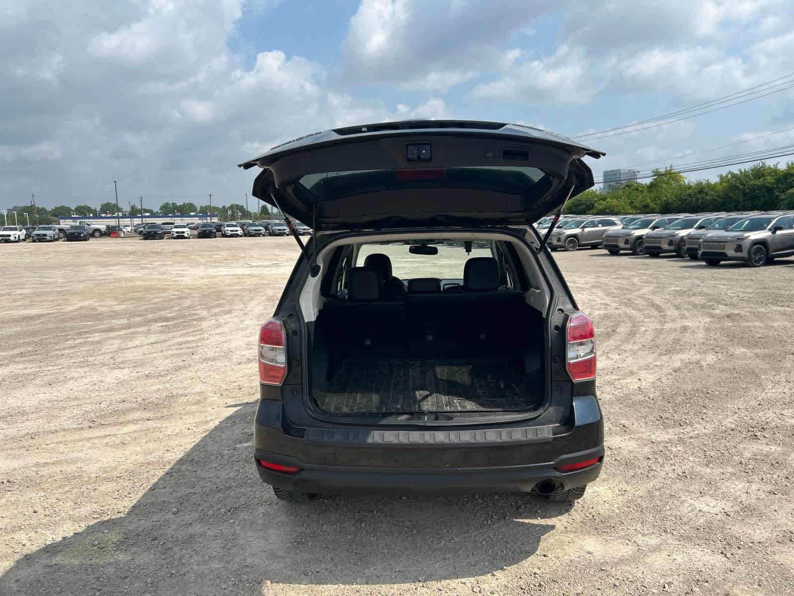 Used 2014 Subaru Forester 2.5i Limited AWD/4WD image 16