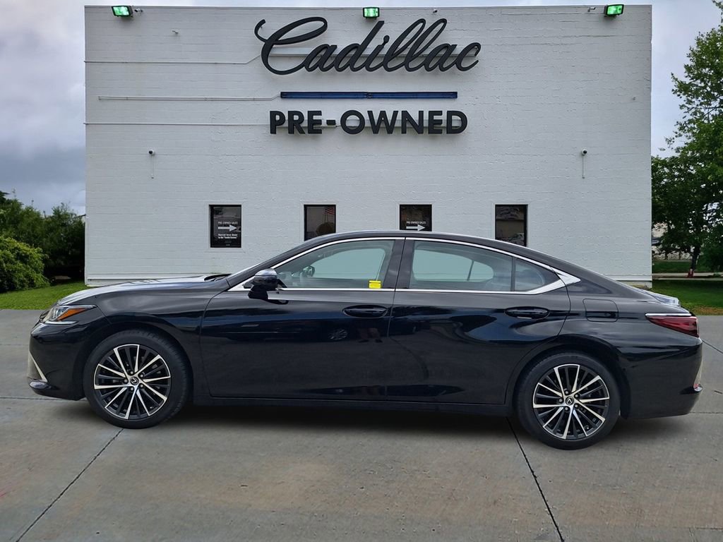 Used 2024 Lexus ES 350 w/ Premium Package image 6