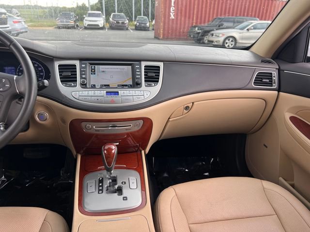 Used 2014 Hyundai Genesis 3.8 w/ Premium Package 02 RWD image 13