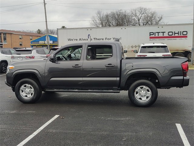 Used 2022 Toyota Tacoma SR5 image 9