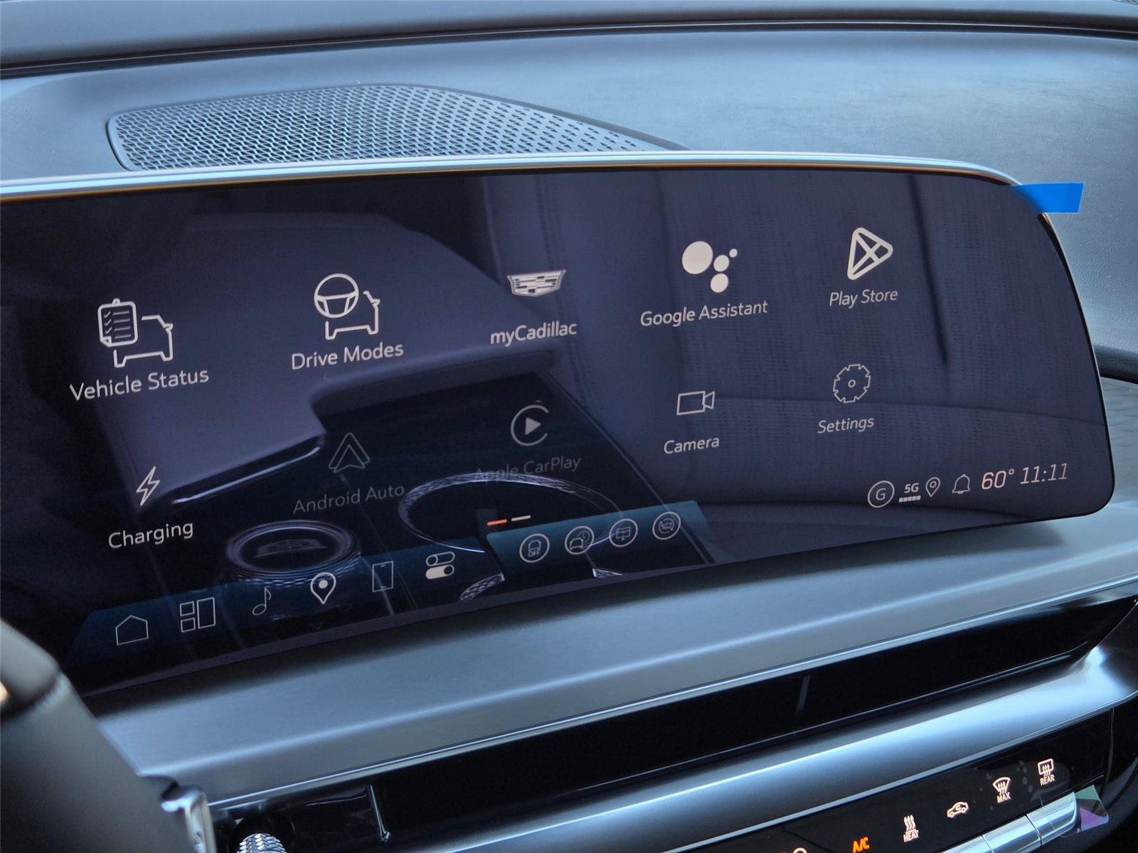 New 2026 Cadillac Lyriq Premium Luxury w/ LPO, Floor Liner Package AWD/4WD image 18