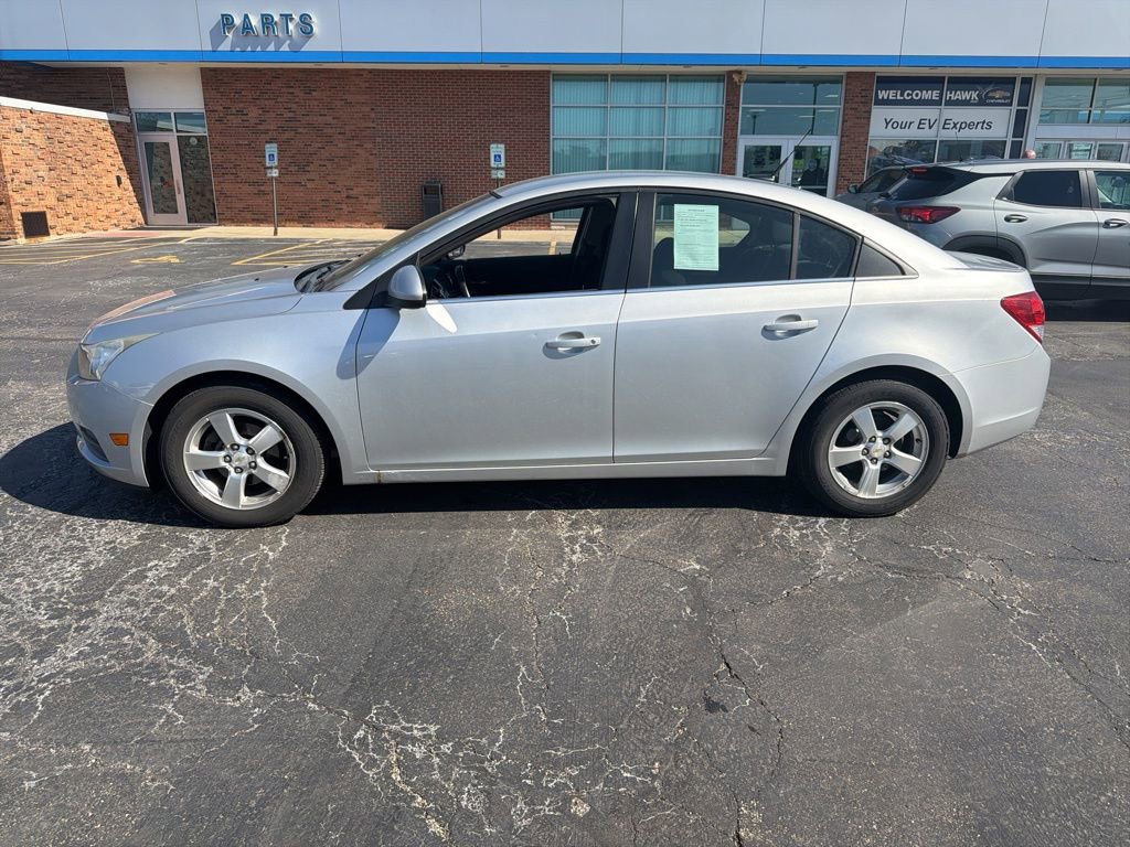 Used 2011 Chevrolet Cruze LT image 1