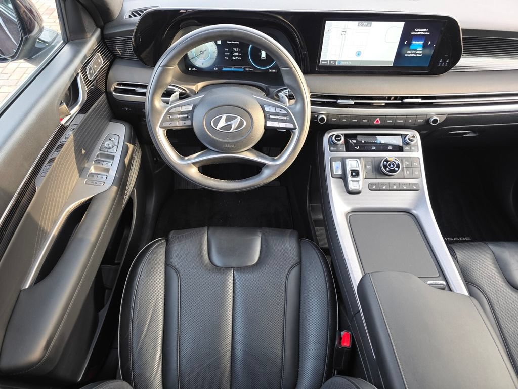 Used 2023 Hyundai Palisade Calligraphy w/ Winter Package AWD/4WD image 7