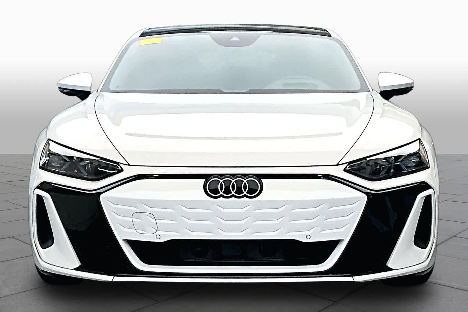 Certified 2025 Audi S e-tron GT Prestige w/ Prestige Package AWD/4WD image 3
