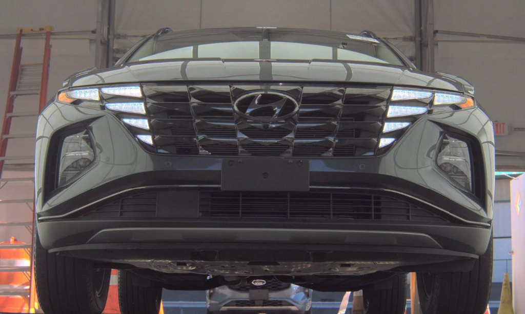 Used 2023 Hyundai Tucson Limited AWD/4WD image 2