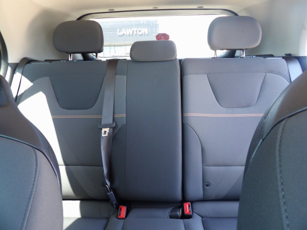 New 2025 Kia Niro LX image 12